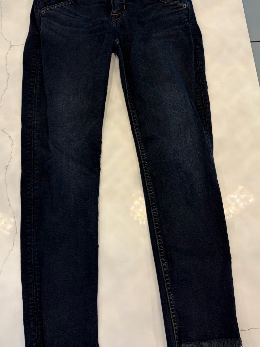 Dark Wash Women’s Skinny Jeans - Navy Blue